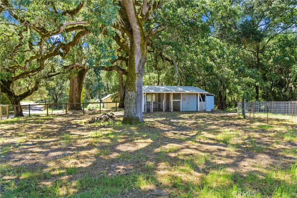 12055 Cenegal Rd, Atascadero, CA 93422