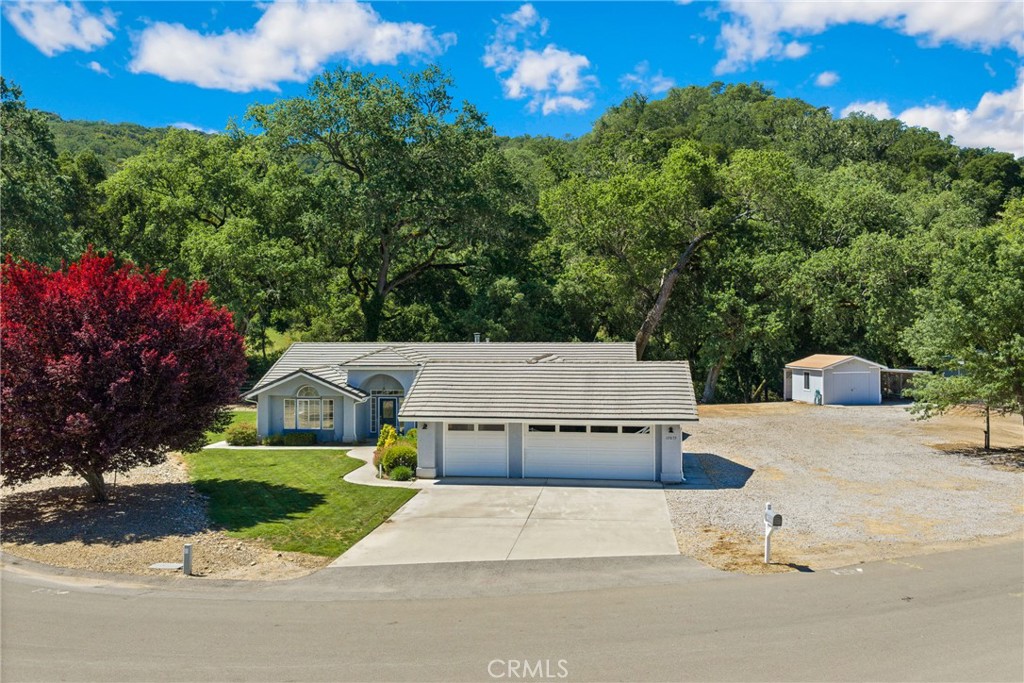 12055 Cenegal Rd, Atascadero, CA 93422