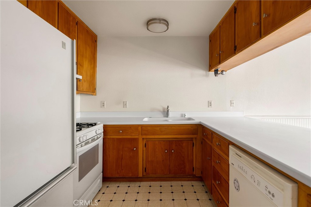 239 #F Surf, Morro Bay, CA 93442