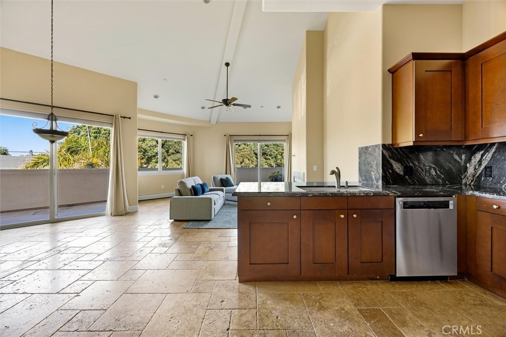 600 Morro Bay Blvd #203, Morro Bay, CA 93442