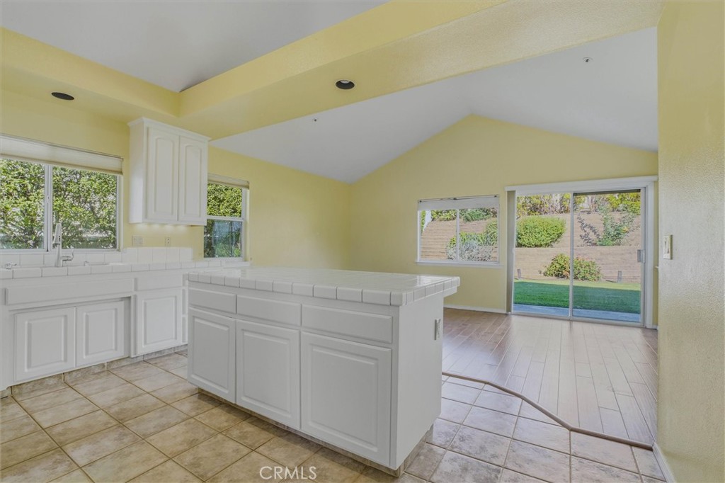 1142 Tulip Ct, San Luis Obispo, CA 93401