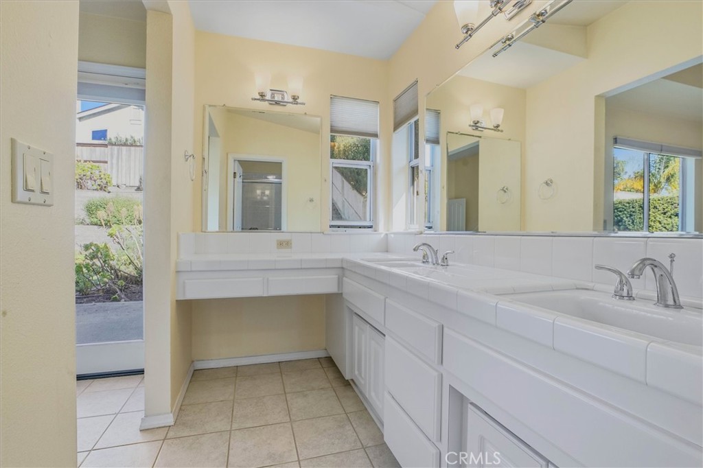 1142 Tulip Ct, San Luis Obispo, CA 93401