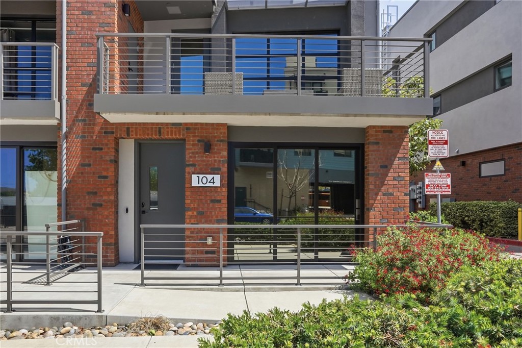 2460 Victoria #104, San Luis Obispo, CA 93401