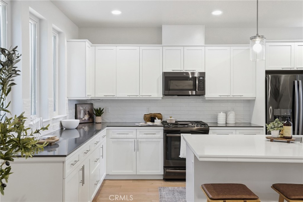 2460 Victoria #104, San Luis Obispo, CA 93401