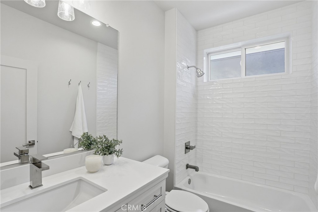 2460 Victoria #104, San Luis Obispo, CA 93401