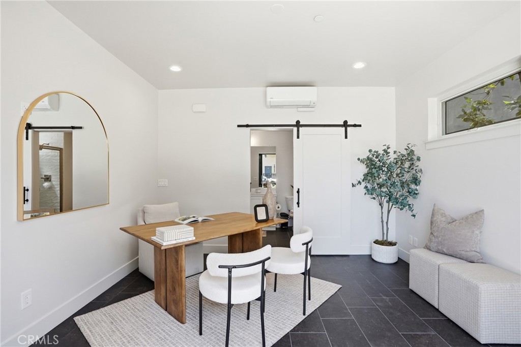 2460 Victoria #104, San Luis Obispo, CA 93401