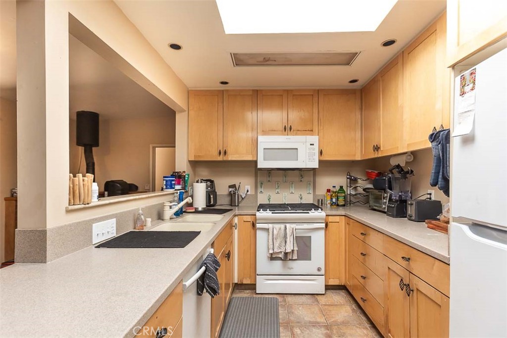 241 Henderson, San Luis Obispo, CA 93405