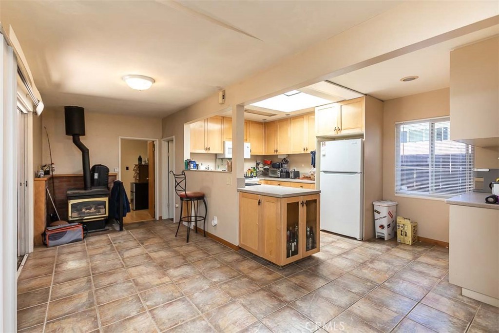 241 Henderson, San Luis Obispo, CA 93405