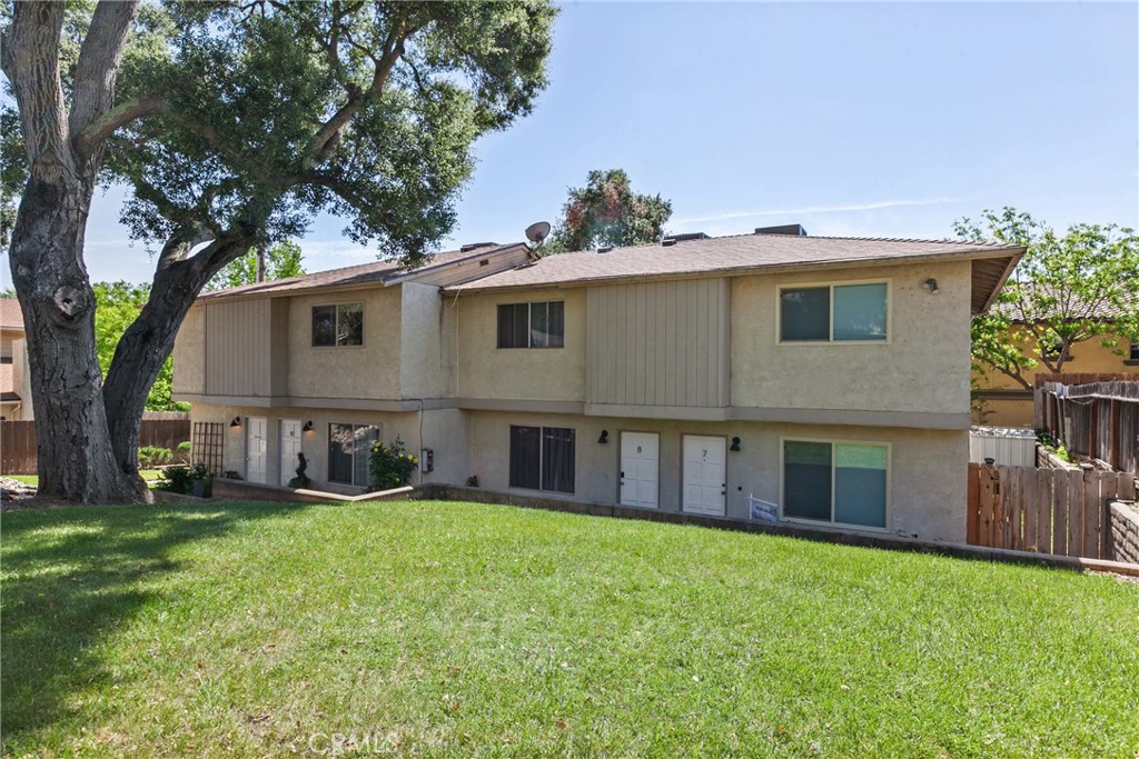 9780 Las Lomas #9, Atascadero, CA 93422