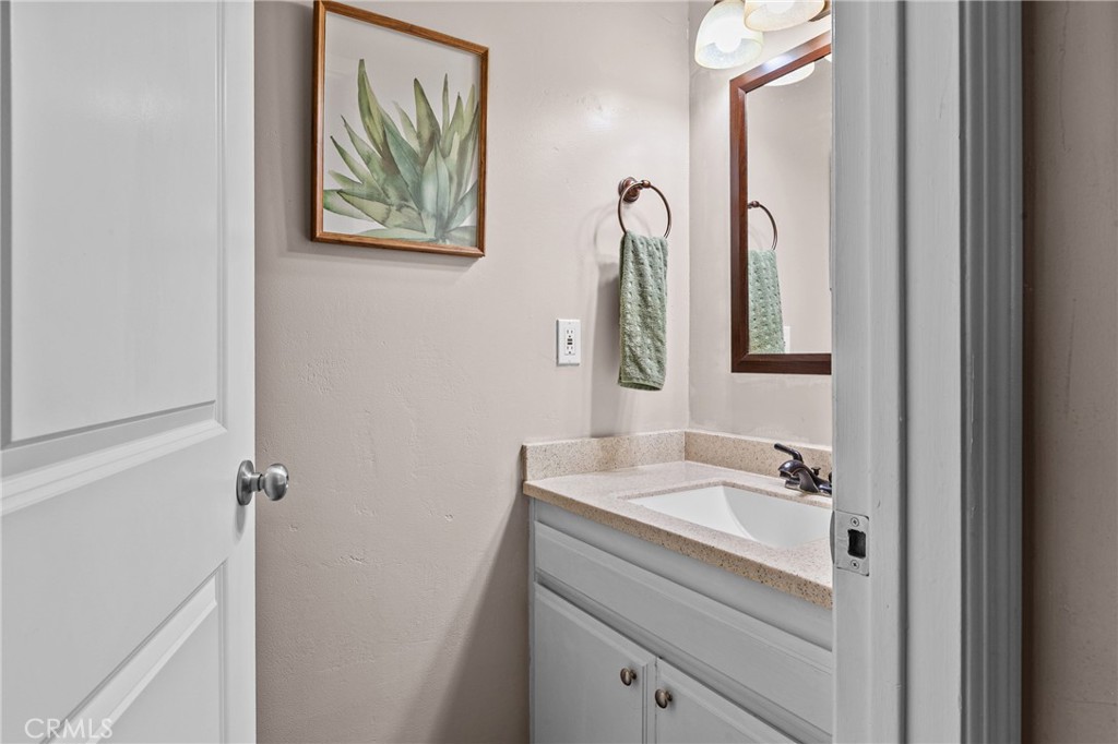 9780 Las Lomas #9, Atascadero, CA 93422