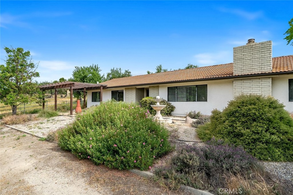 390 Nacimiento Lake Dr, Paso Robles, CA 93446