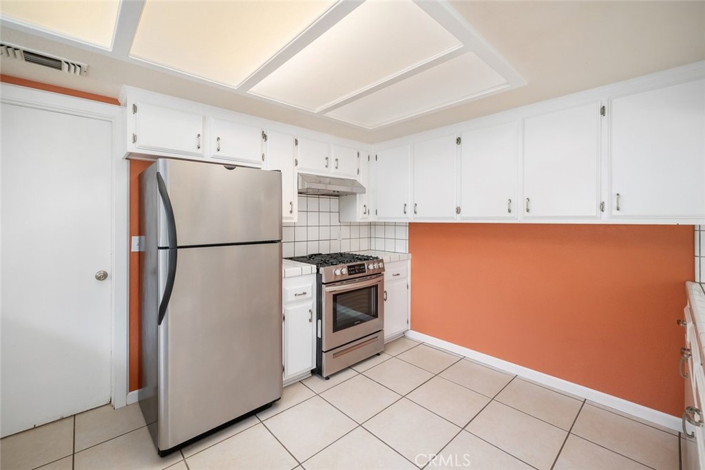 390 Nacimiento Lake Dr, Paso Robles, CA 93446