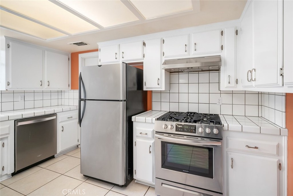 390 Nacimiento Lake Dr, Paso Robles, CA 93446