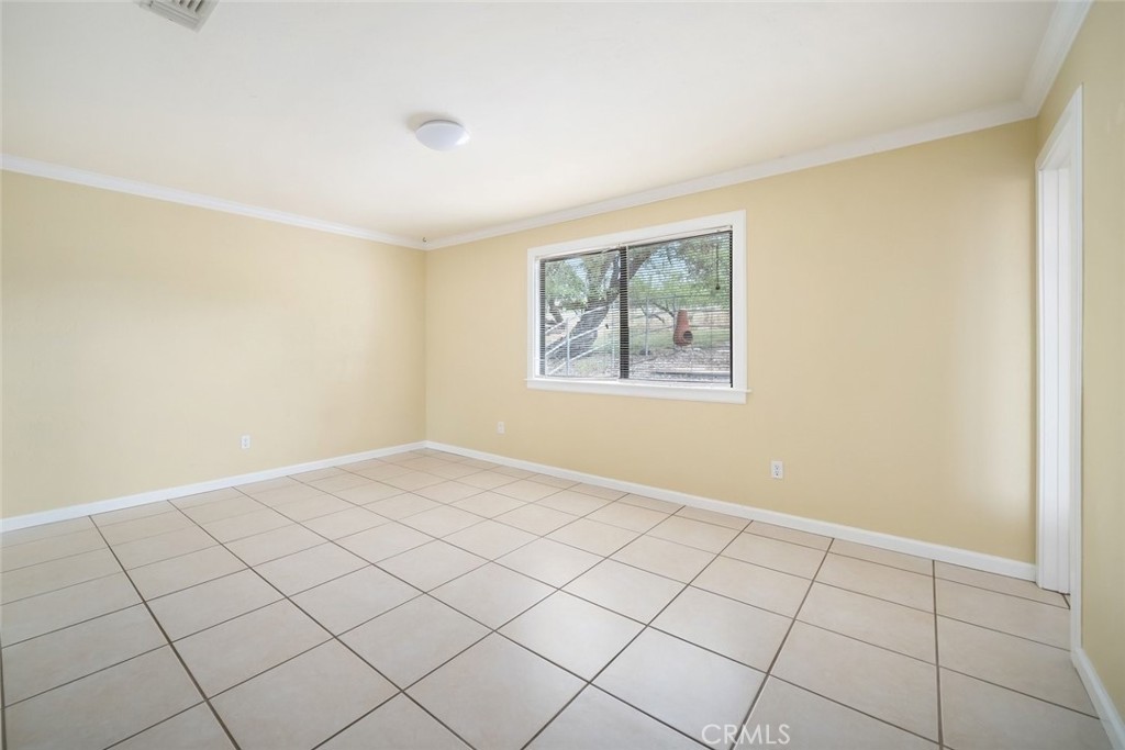 390 Nacimiento Lake Dr, Paso Robles, CA 93446