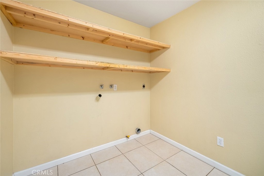 390 Nacimiento Lake Dr, Paso Robles, CA 93446