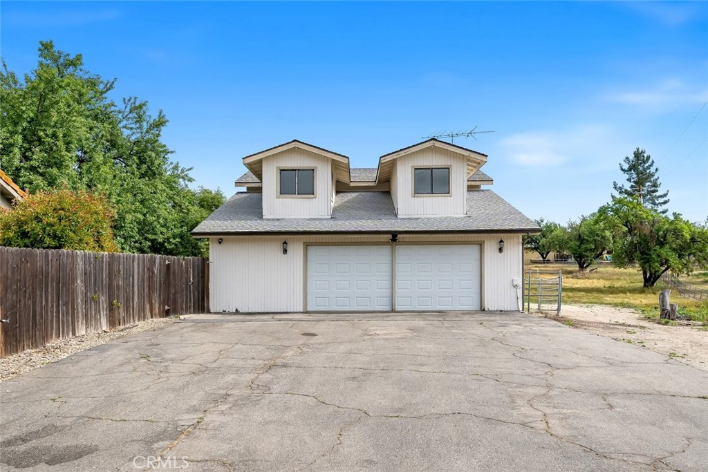 390 Nacimiento Lake Dr, Paso Robles, CA 93446