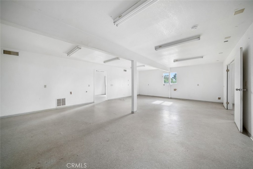 390 Nacimiento Lake Dr, Paso Robles, CA 93446