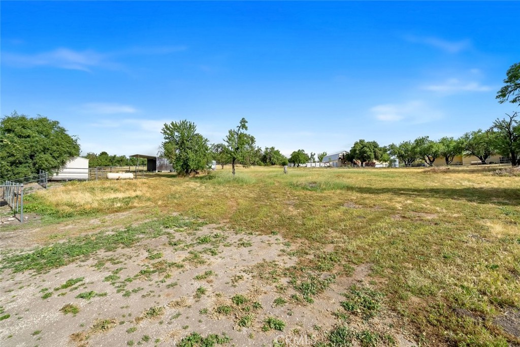 390 Nacimiento Lake Dr, Paso Robles, CA 93446