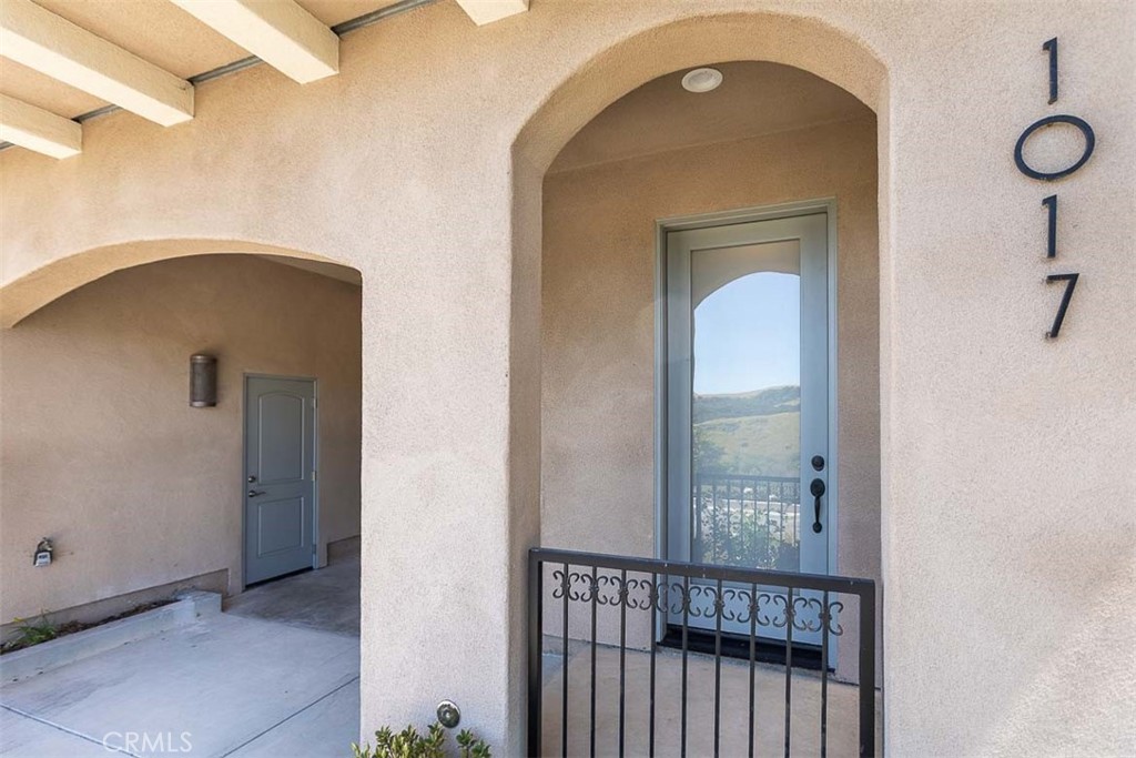 1017 Canyon Ln, Pismo Beach, CA 93449