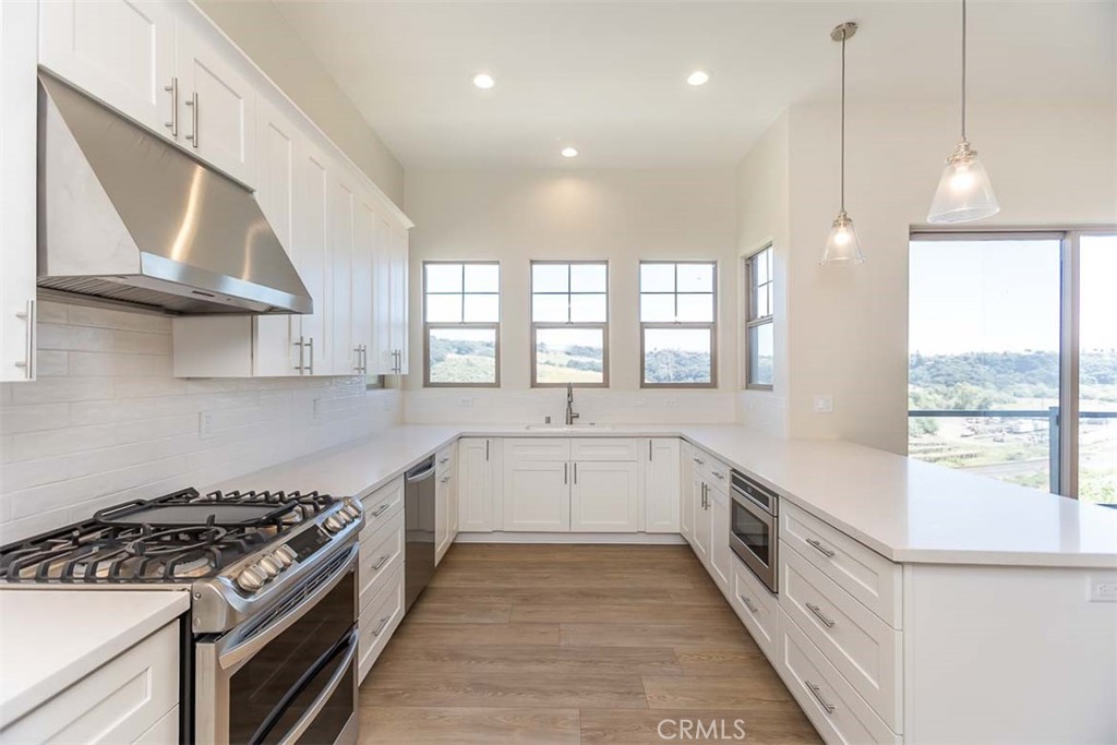 1017 Canyon Ln, Pismo Beach, CA 93449