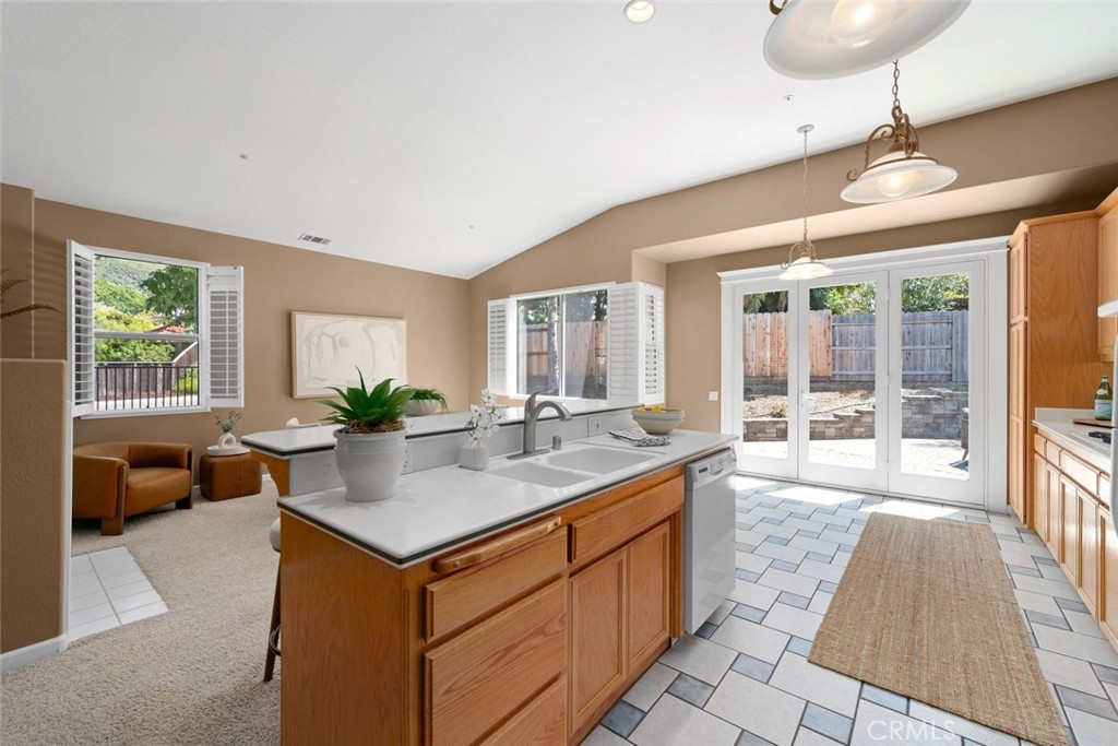 1295 Ironbark, San Luis Obispo, CA 93401