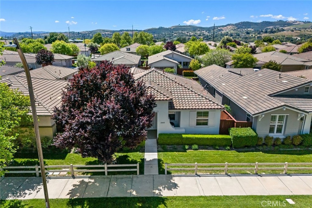 2563 Clubhouse, Paso Robles, CA 93446
