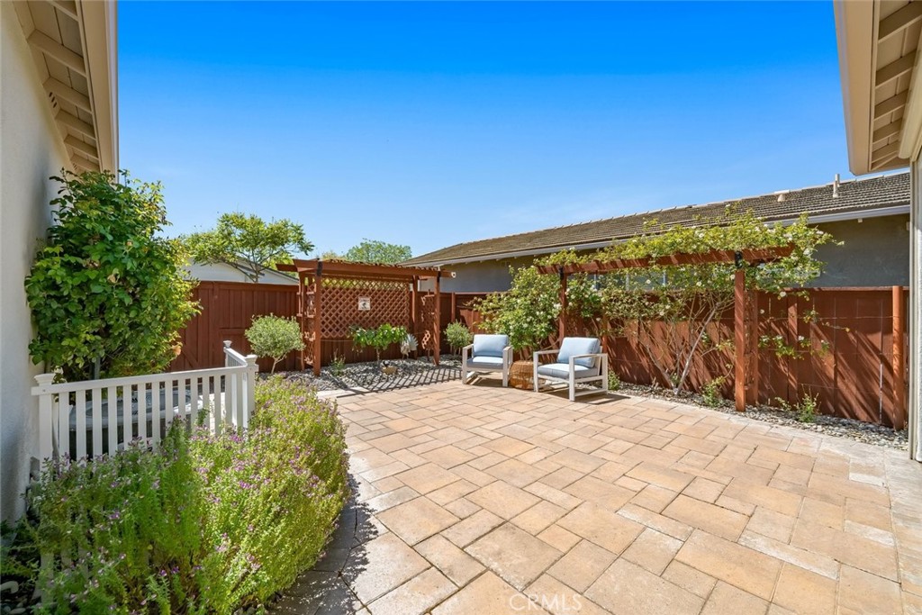 2563 Clubhouse, Paso Robles, CA 93446