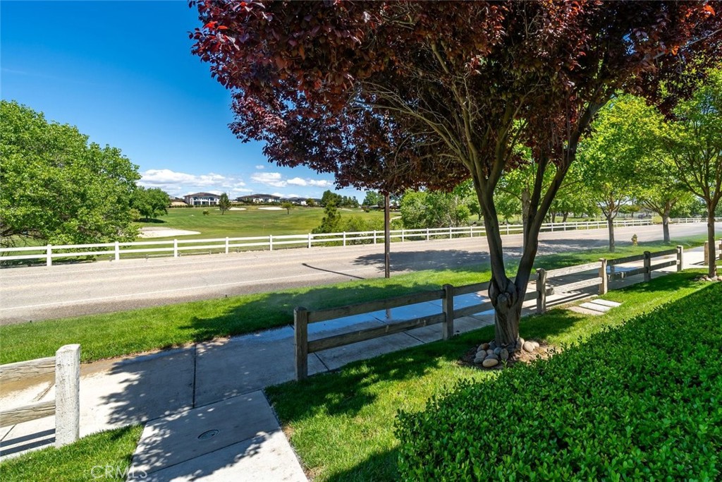 2563 Clubhouse, Paso Robles, CA 93446