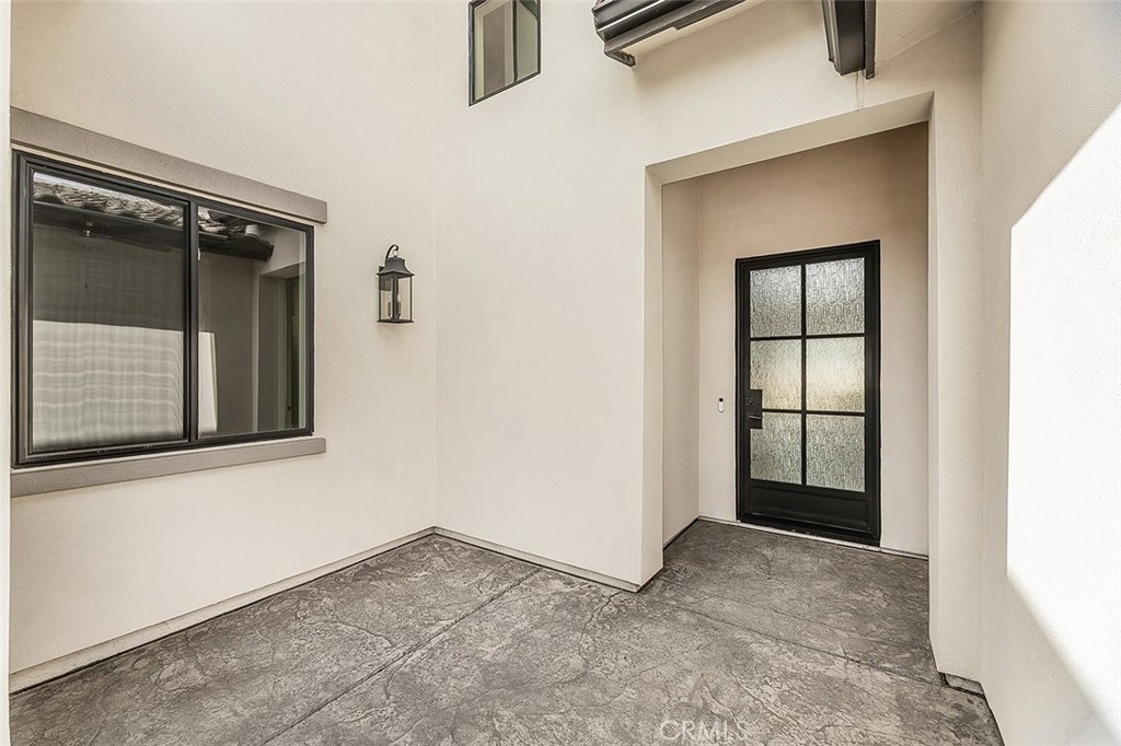 11421 N Live Oak, Clovis, CA 93619