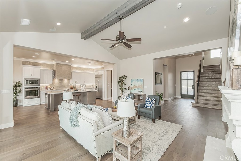 11421 N Live Oak, Clovis, CA 93619