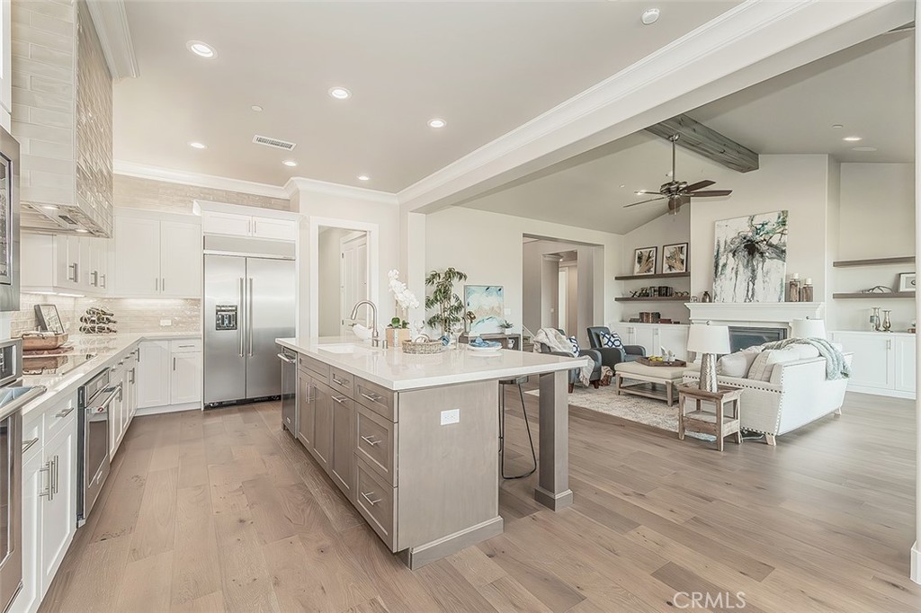 11421 N Live Oak, Clovis, CA 93619