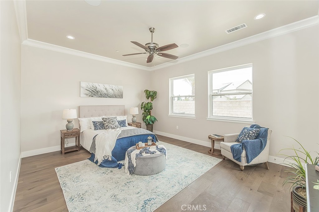 11421 N Live Oak, Clovis, CA 93619