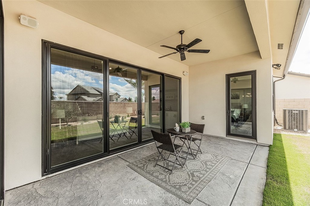 11421 N Live Oak, Clovis, CA 93619