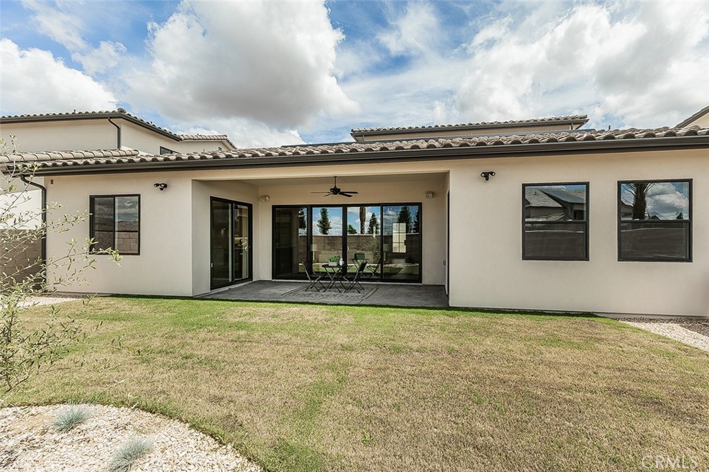 11421 N Live Oak, Clovis, CA 93619