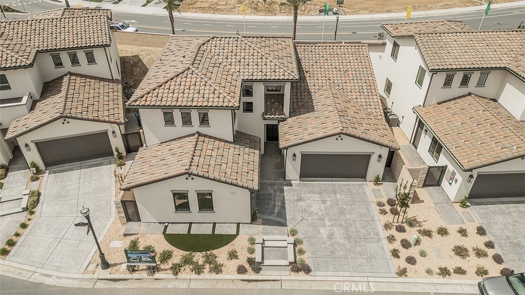 11421 N Live Oak, Clovis, CA 93619