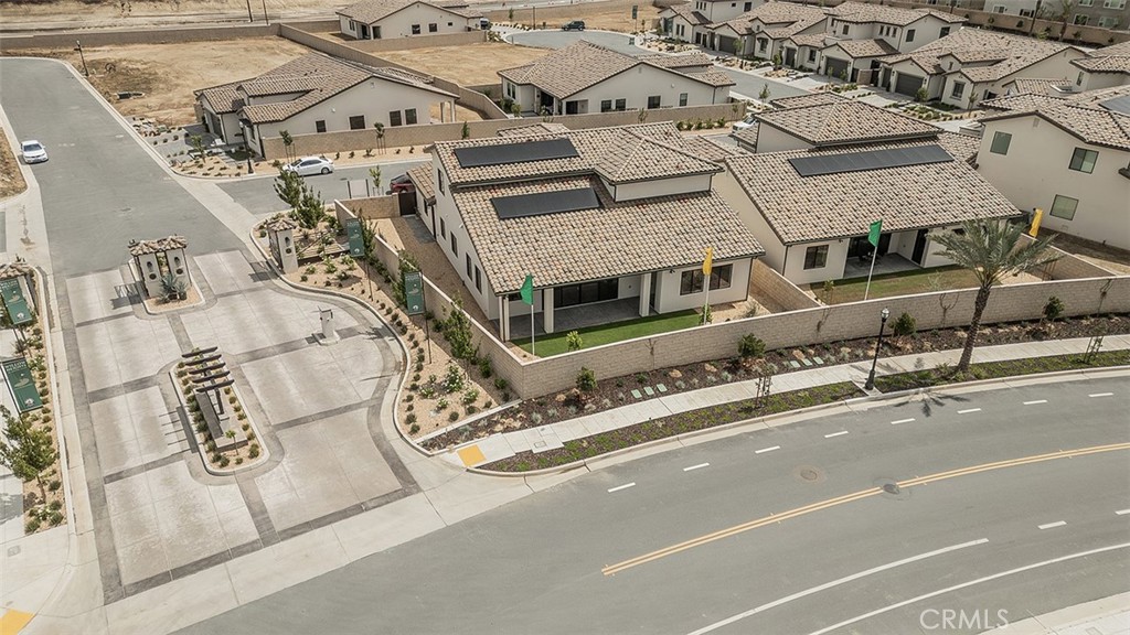 11421 N Live Oak, Clovis, CA 93619