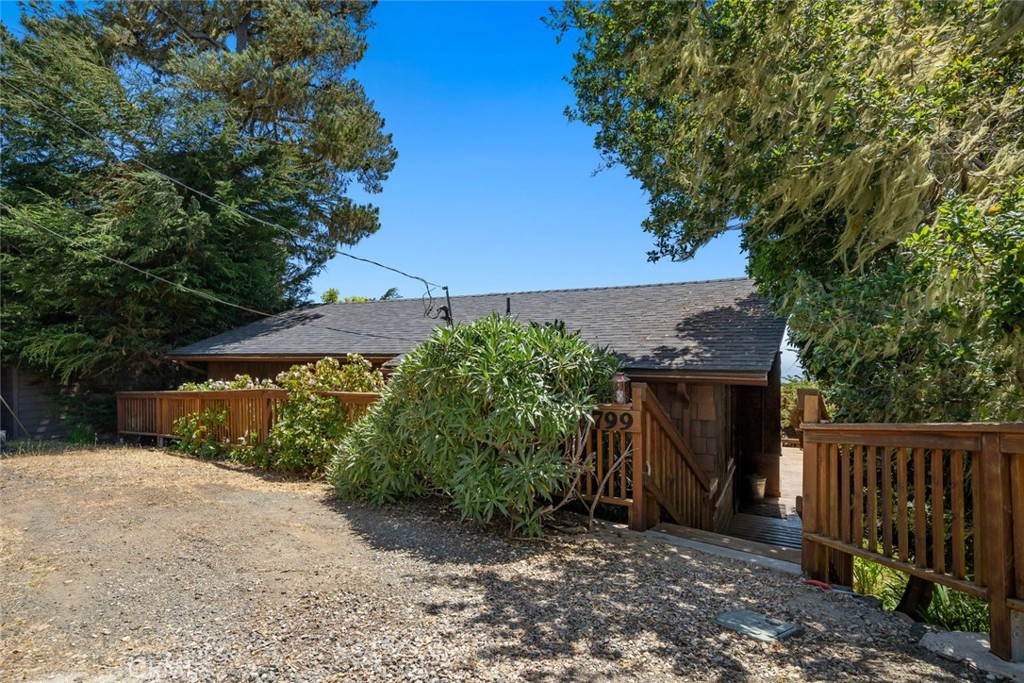 1799 Saint Thomas Ave, Cambria, CA 93428