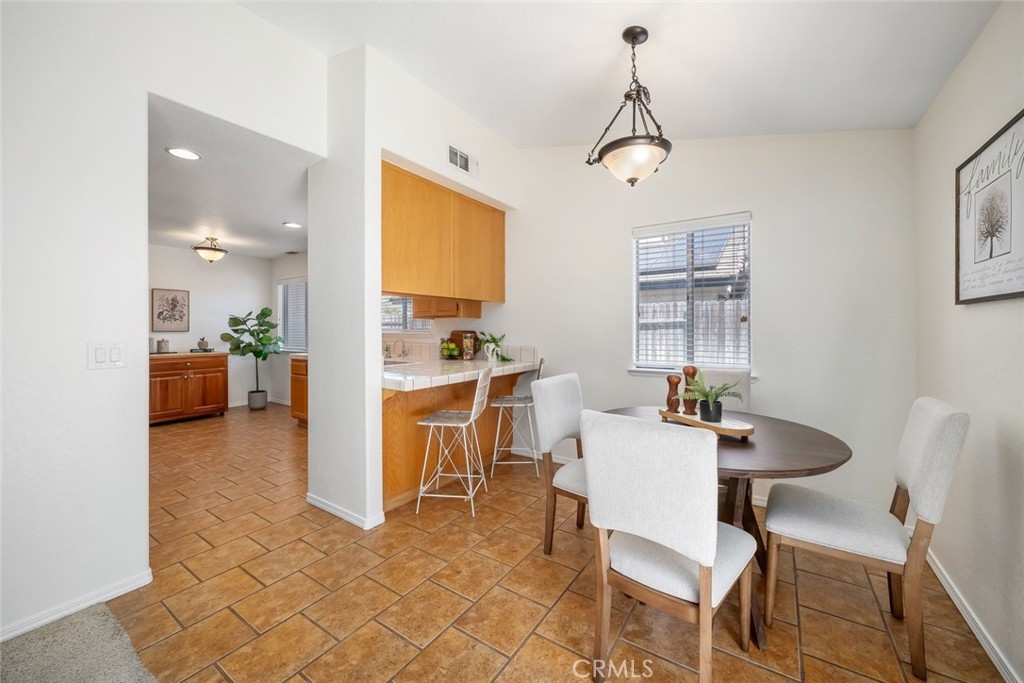 184 Bridgegate, Paso Robles, CA 93446