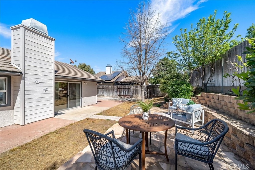 184 Bridgegate, Paso Robles, CA 93446