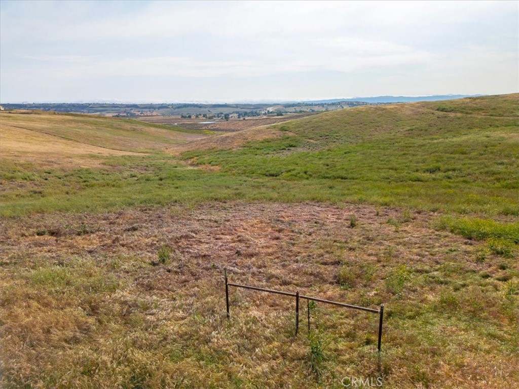 3730 Gruenhagen Flat, Paso Robles, CA 93446