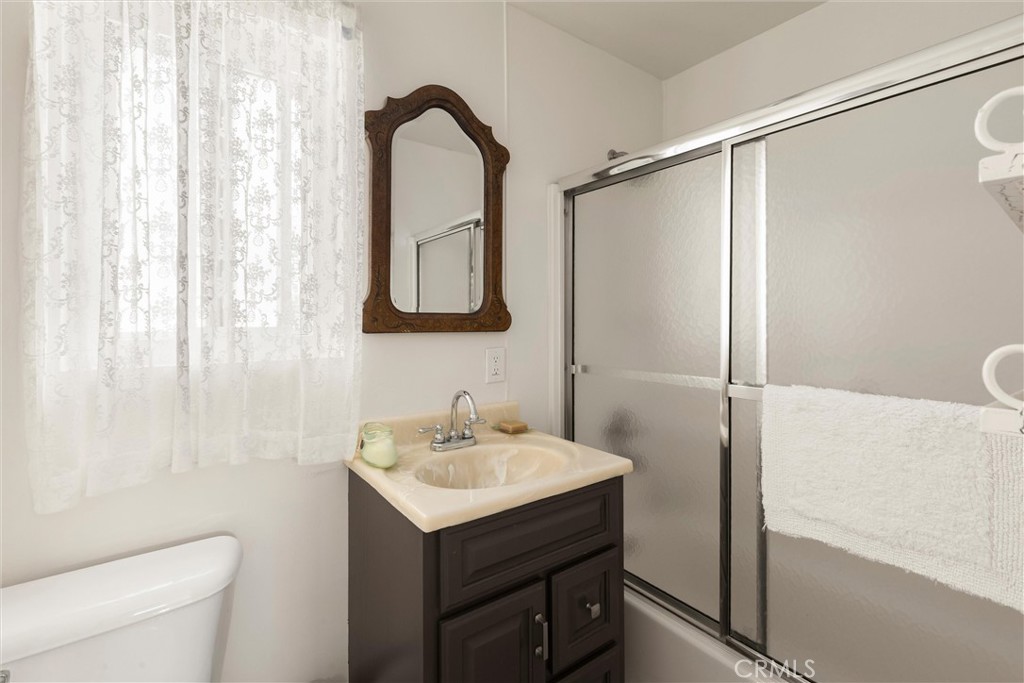 31 8th St, Cayucos, CA 93430