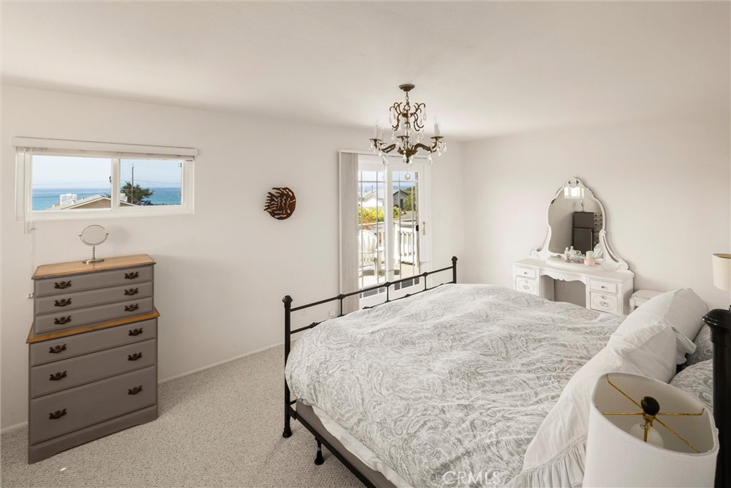 31 8th St, Cayucos, CA 93430