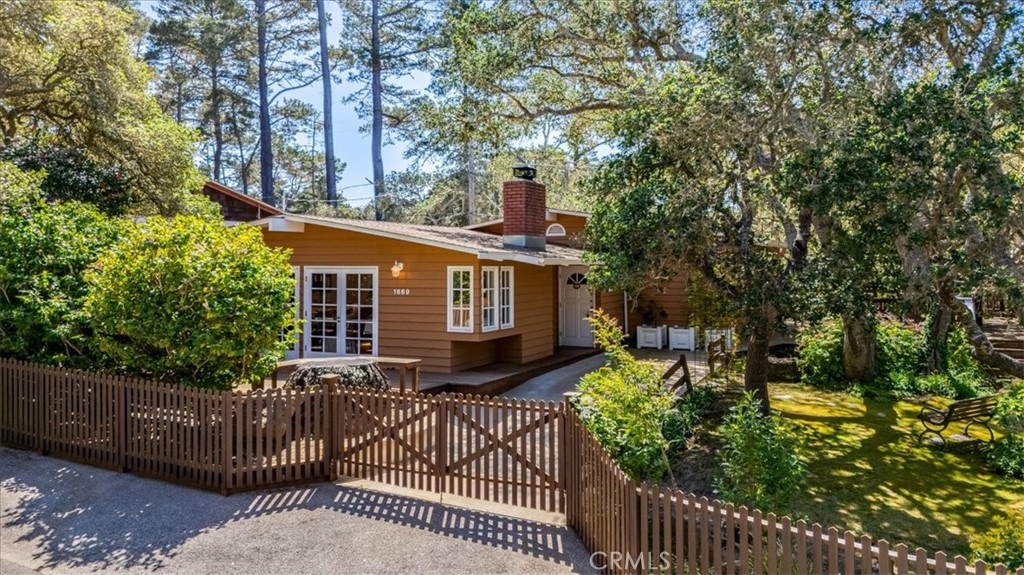 1669 Cardiff Dr, Cambria, CA 93428