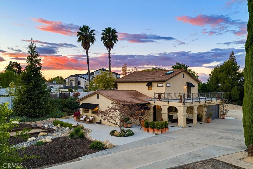 927 Osos Way, Paso Robles, CA 93446