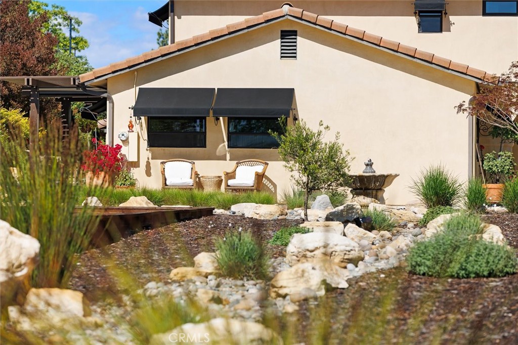 927 Osos Way, Paso Robles, CA 93446