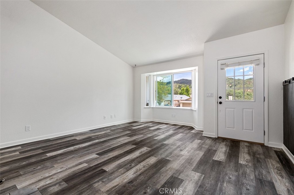 2761 Chaparral Ln, Paso Robles, CA 93446