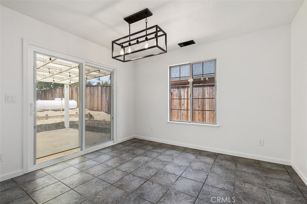 2761 Chaparral Ln, Paso Robles, CA 93446
