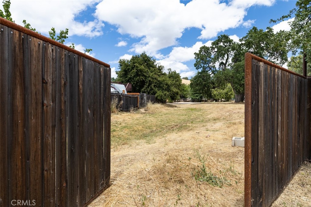 2761 Chaparral Ln, Paso Robles, CA 93446