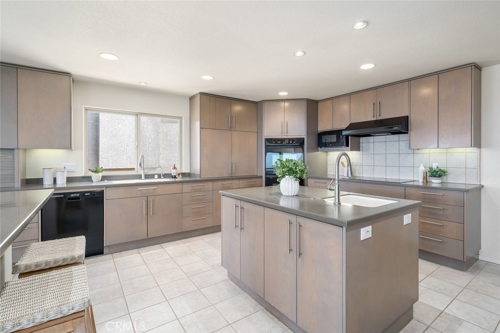 2621 Maple Ave, Morro Bay, CA 93442