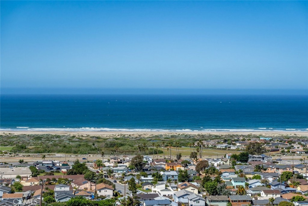 2621 Maple Ave, Morro Bay, CA 93442